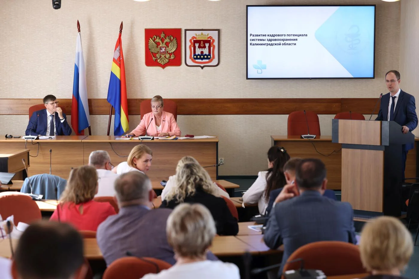 В онкоцентре по штату предусмотрено около ста врачей