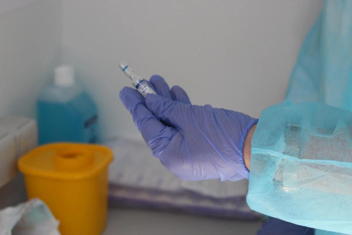 В мобильных прививочных пунктах продолжится введение второго компонента прививки от коронавируса